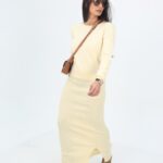 חליפת סריג לוריאן