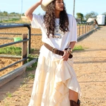 חצאית קומות קורל